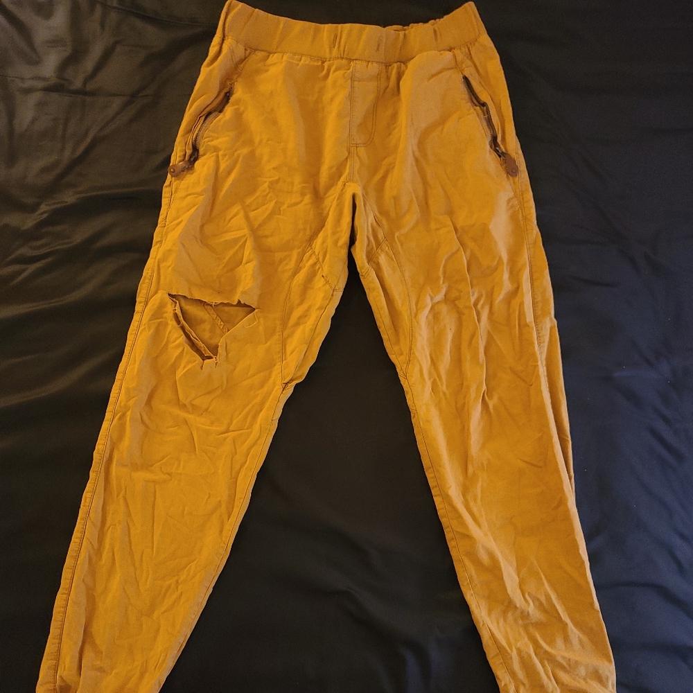 Evolution In Design Joggers | Tan | Distressed | Right Knee Rip | Large